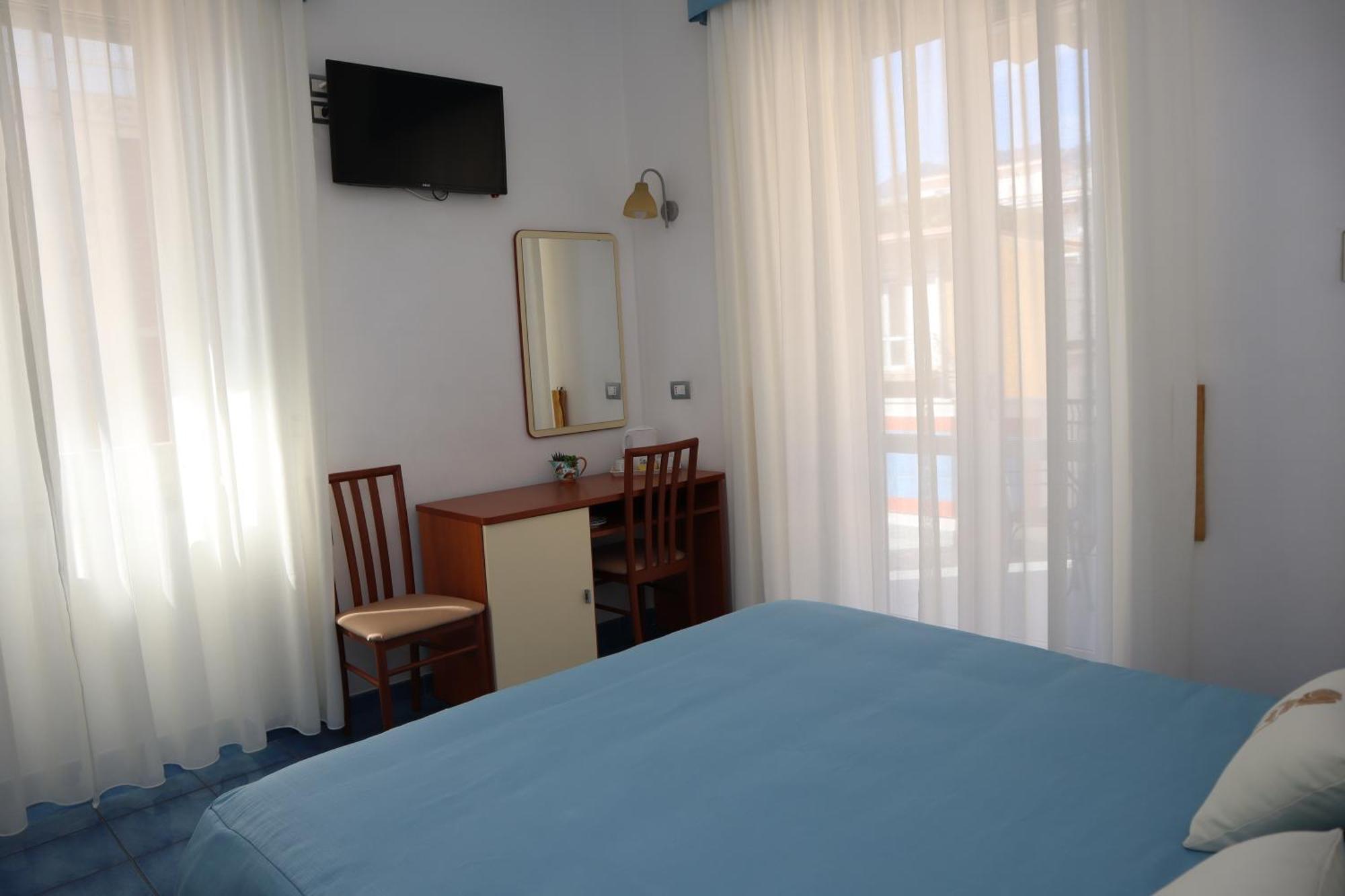 Meuble Casa Mannini Rooms Maiori Exterior photo