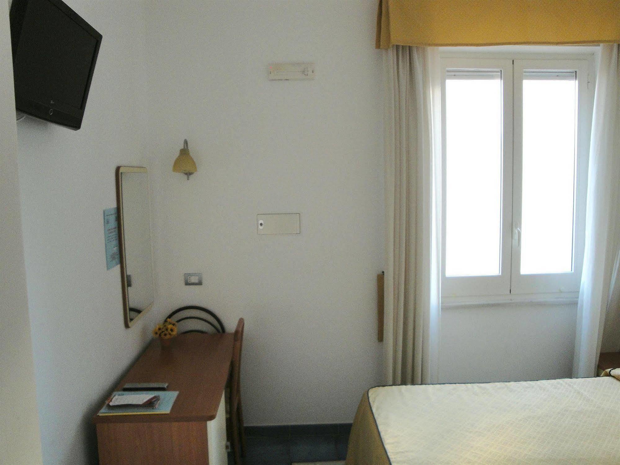 Meuble Casa Mannini Rooms Maiori Exterior photo