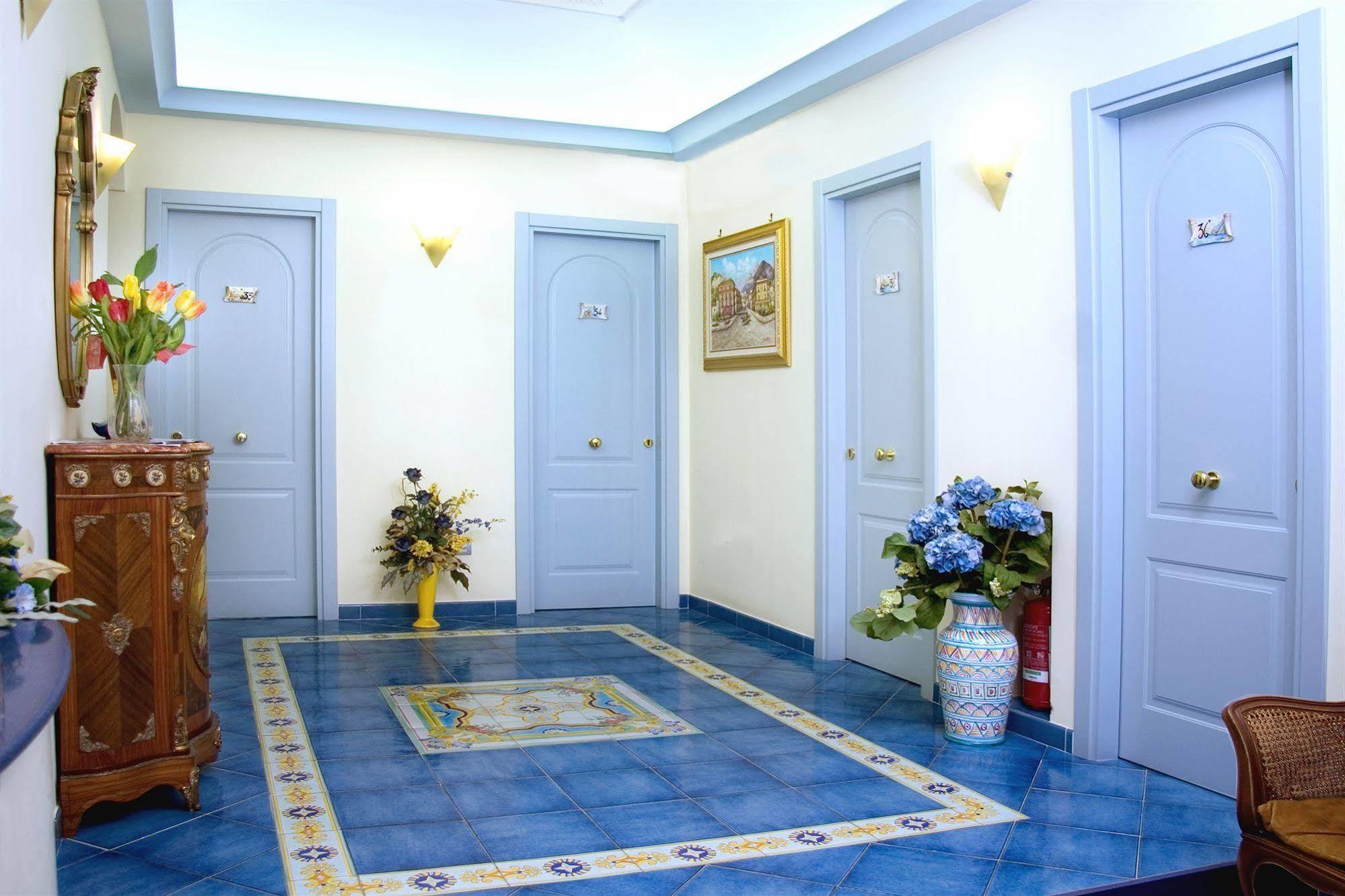 Meuble Casa Mannini Rooms Maiori Exterior photo